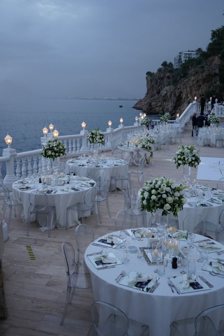 White Elegance 4